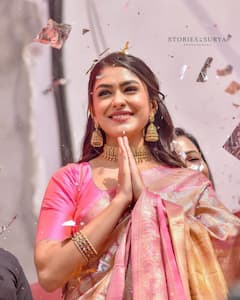 Mrunal thakur : சேலையில் மிளிரும் மிருணாள்..சீதாராமம் திரைப்பட நடிகையின் லேட்டஸ்ட் க்ளிக்ஸ் !