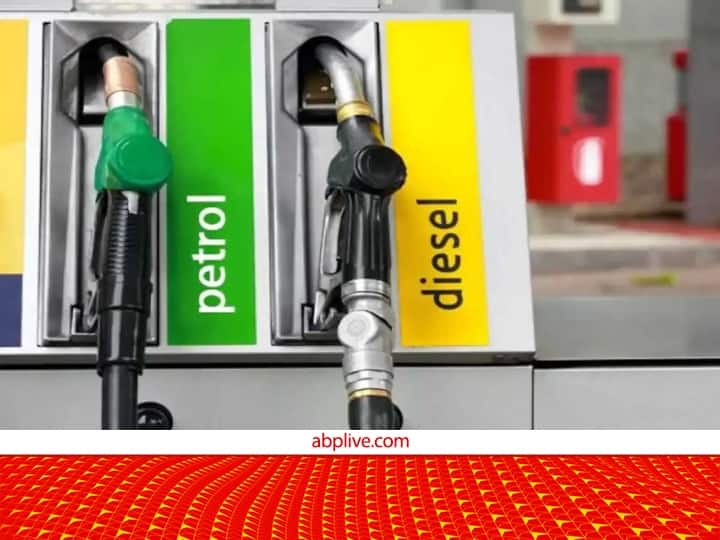 petrol diesel rate today are not changed but crude oil prices are surging ahead Petrol Diesel Rate: ਇਸ ਸ਼ਹਿਰ 'ਚ ਸਭ ਤੋਂ ਸਸਤਾ ਹੈ ਪੈਟਰੋਲ-ਡੀਜ਼ਲ, ਜਾਣੋ ਆਪਣੇ ਸ਼ਹਿਰ ਦੇ ਤੇਲ ਦੇ ਤਾਜ਼ਾ ਰੇਟ