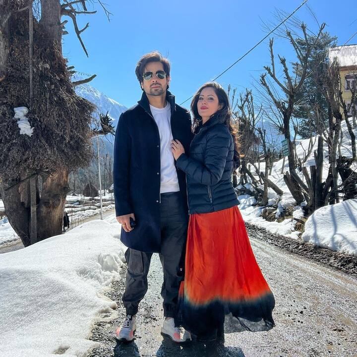 कुणाल वर्मा से शादी करने से पहले पूजा बनर्जी ने साल 2004 में अर्नॉय चक्रवर्ती के संग शादी की थी. हालांकि ये शादी ज्यादा दिनों तक नहीं टिक पाई 2013 में दोनों का तलाक हो गया. . (Photo Credit- Puja Banerjee Instagram)