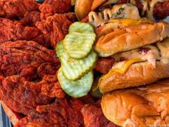 DAVE का हॉट चिकन इस्लाम में हलाल या हराम? Oreo बिस्कुट के बाद नया बवाल, क्या मुसलमान इसे खा सकते हैं?