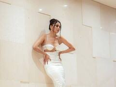 PHOTO: तेजस्वी प्रकाशचा नवा लूक; दिसतेय फारच सुंदर!