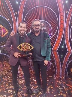 Bigg Boss Marathi 4 winner: पिता चलाते हैं ऑटो रिक्शा, बेटे ने जीता बिग बॉस मराठी, एंग्री यंग मैन के नाम से फेमस हुए Akshay Kelkar की शानदार करियर जर्नी