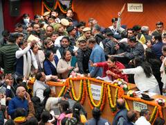 एमसीडी मेयर चुनाव: AAP और BJP के बीच चल रहे विवाद की मुख्य वजह क्या है? तीन प्वाइंट में समझें