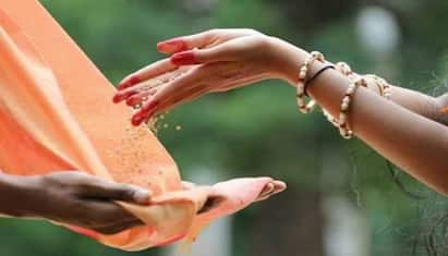 Astro: Donating these things on the day of Makar Sankranti is auspicious! Makar Sankranti 2023 Daan: ઉતરાયણ પર કોનું દાન કરવાથી કયા ગ્રહ સંબંધિત દોષ થાય છે દૂર, જાણો વિસ્તારથી..