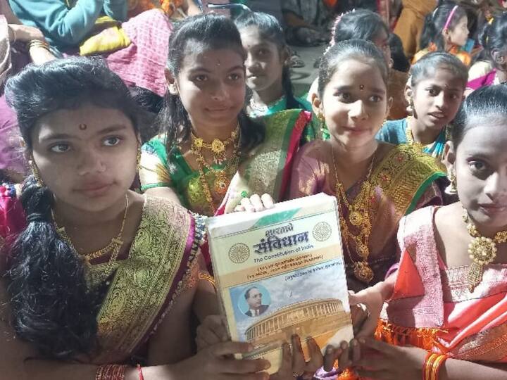नदी, नीर, नारी यांचा ज्या समाजात पावित्र्य राखले जाते,  तो समाज सुसंस्कृत समजला जातो. त्यामुळे अशा जीवनदायिनी नदीची आजची स्थिती काय आहे. तिला सतत वाहत कसे ठेवता येईल तिला अमृत वाहिनी कसे करता येईल याचा अभ्यास करण्यासाठी ही चला जाणूया नदीला अभियान राबवण्यात येत आहे.