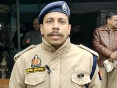 यूपी में गैस कटर से ATM काट ले गए चोर, धुआं देख लोगों ने पुलिस को दी जानकारी