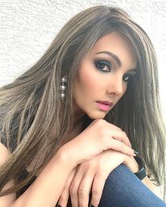 'सलमान ने इतना मारा कि सर्जरी करवानी पड़ी, तब्बू भी मेरी हालत देखकर रोने लगीं', सालों बाद छलका एक्ट्रेस का दर्द