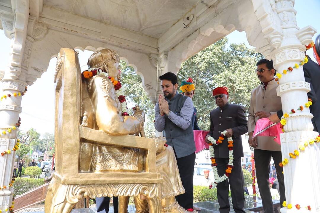 Rajasthan: केंद्रीय मंत्री अनुराग ठाकुर ने पाली राष्ट्रीय जम्बूरी में की शिरकत, स्काउट्स का हौसला बढ़ाया Rajasthan Anurag Thakur Participated in Pali 18th National Jamboree Encouraging Scouts ANN Rajasthan: केंद्रीय मंत्री अनुराग ठाकुर ने पाली राष्ट्रीय जम्बूरी में की शिरकत, स्काउट्स का हौसला बढ़ाया