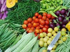 Vegetables Price: சின்ன வெங்காயம் முதல் கோவக்காய் வரை.. காய்கறி வரத்தில் மாற்றம்.. விலையிலும் மாற்றம்.. இன்றைய நிலவரம் இதோ..