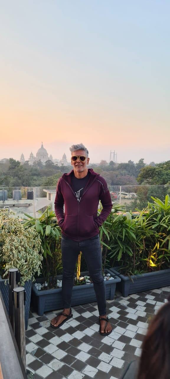 কলকাতার প্রেক্ষাপটে তৈরি এই ছবির প্রথম প্রিমিয়ার অনুষ্ঠিত হয় 'কলকাতা আন্তর্জাতিক চলচ্চিত্র উৎসব'-এ।