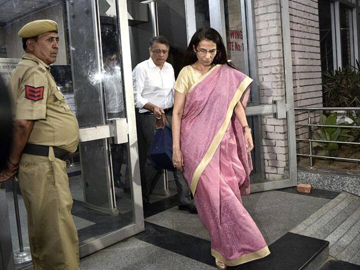 chanda-kochhar-released-from-mumbai-jail-today on bail order ICICI Bank-Videocon Loan Case: చందా కొచ్చర్‌కు తాత్కాలిక స్వేచ్ఛ, జైలు నుంచి విడుదల