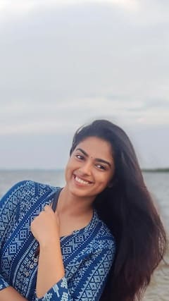 Siddhi Idnani: ‘ஏனென்றால்..உன் பிறந்தநாள்..’ வெந்து தணிந்தது காடு தேவதை சித்தி இட்னானிக்கு ஹேப்பி பர்த்டே!