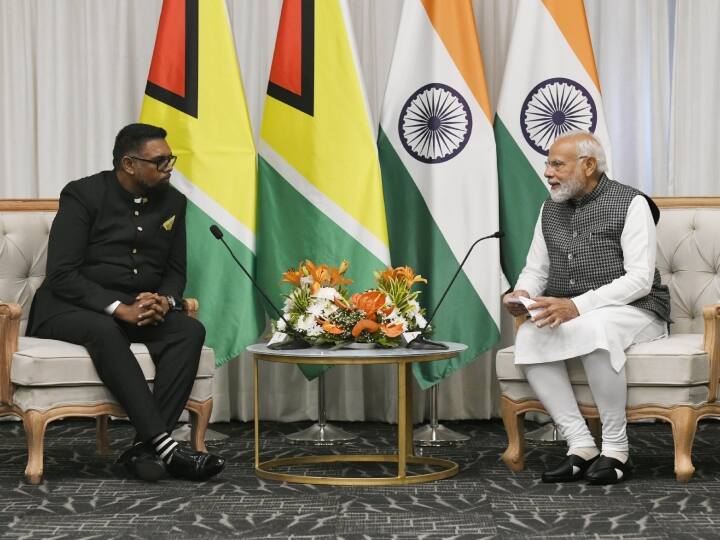 Guyana President Irfaan Ali on Indias Role in Russia Ukraine War For Promoting Peace Ukraine War: 'शांति और अंतरराष्ट्रीय माहौल बेहतर करने में भारत सक्षम', रूस-यूक्रेन संकट में इंडिया की भूमिका पर बोले गुयाना के राष्ट्रपति