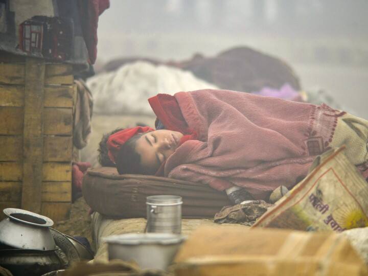 कड़ाके की ठंड से कांपा उत्तर भारत, दिल्ली में शीतलहर का येलो अलर्ट- ठंड से टूट रहे हैं सभी रिकॉर्ड