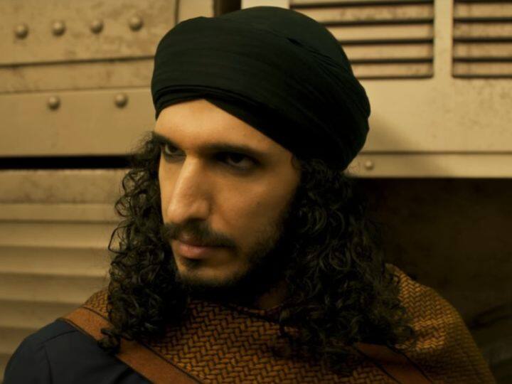 Pathaan Trailer: शाहरुख खान की 'पठान' के ट्रेलर में फैंस को दिखे रणवीर सिंह! सोशल मीडिया पर दे रहे हैं ऐसे रिएक्शन Pathaan Trailer out Fans claim that Ranveer Singh Guest Appearance in shah rukh khan film Pathaan Trailer: शाहरुख खान की 'पठान' के ट्रेलर में फैंस को दिखे रणवीर सिंह! सोशल मीडिया पर दे रहे हैं ऐसे रिएक्शन