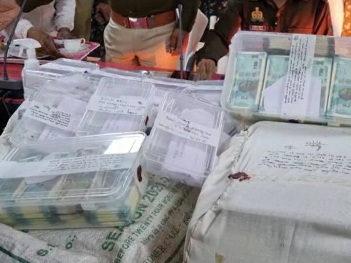 UP Shikohabad Police busted Fake note printing factory and 5 accused arrested ANN Shikohabad News: नकली नोट छापने वाली फैक्ट्री का पुलिस ने किया भंडाफोड़, अंतरराज्यीय गैंग के 5 आरोपी गिरफ्तार