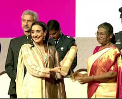 Pravasi Bharatiya Sammelan: प्रवासी भारतीय सम्मेलन का समापन सत्र, राष्ट्रपति मुर्मू ने 27 प्रवासी भारतीयों को किया सम्मानित