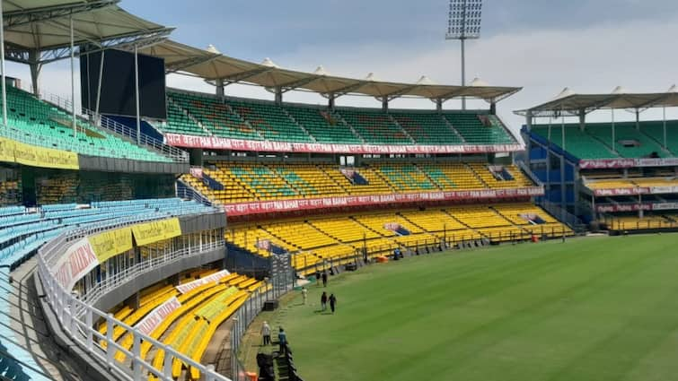 IND vs SL 1st ODI: Weather forecast of Guwahati ahead, know detalis IND vs SL 1st ODI: অতীতে ভেস্তেছে ভারত-শ্রীলঙ্কা ম্যাচ, প্রথম ওয়ান ডেতে কি ফের বিঘ্ন ঘটাবেন বরুণদেব?