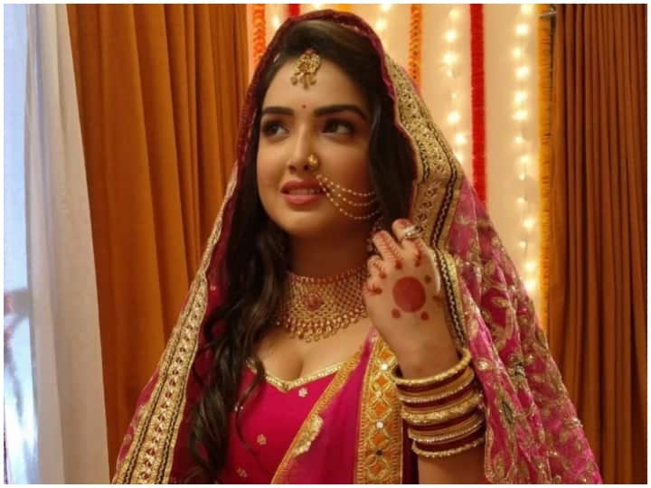 निरहुआ हिंदुस्तानी में आम्रपाली और दिनेश लाल यादव की जोड़ी इतनी हिट हुई कि लोग उन्हें बेहद पसंद करने लगे. यह जोड़ी आज भी भोजपुरी सिनेमा की सबसे ज्यादा पसंदीदा जोड़ी की लिस्ट में शामिल है.