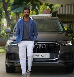 Hrithik Roshan B'day: बॉलीवुड के मोस्ट हैंडसम एक्टर ऋतिक रोशन के ये हैं बेस्ट स्टाइल स्टेटमेंट, हर लुक है बेहद स्टनिंग