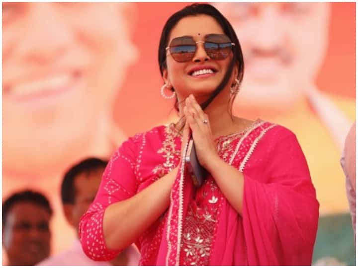 आम्रपाली बताती हैं कि वह सीरियल में काम करके ही खुश थीं, लेकिन इससे उनकी दादी को मजा नहीं आता था. दादी की इच्छा के चलते ही उन्होंने भोजपुरी सिनेमा में एंट्री की.