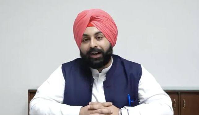 mann government has released a grant of 3 crore 25 lakhs for providing printed material to students harjot singh bains Chandigarh: ਮਾਨ ਸਰਕਾਰ ਵੱਲੋਂ ਵਿਦਿਆਰਥੀਆਂ ਨੂੰ ਪ੍ਰਿੰਟਡ ਮੈਟੀਰੀਅਲ ਮੁੱਹਈਆ ਕਰਵਾਉਣ ਲਈ 3 ਕਰੋੜ 25 ਲੱਖ ਦੀ ਗ੍ਰਾਂਟ ਜਾਰੀ: ਹਰਜੋਤ ਸਿੰਘ ਬੈਂਸ