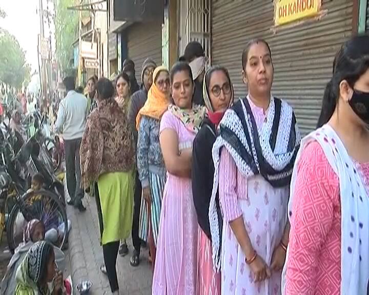 વડોદરાના  સિદ્ધિવિનાયક મંદિરનો મહિમા અનેક વર્ષોથી જોવા મળી રહ્યો છે.