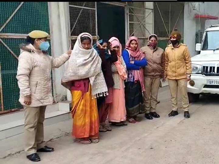 Raebareli Uttar Pradesh Police arrested four women cheated people sent jail gang of Azamgarh Gorakhpur ANN Raebareli News: यूपी में इन टप्पेबाज महिलाओं की कहानी हैरान करने वाली, ऐसे फंसाती हैं जाल में, 4 गिरफ्तार