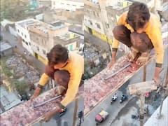 Video Of Construction Worker At Unsafe Height Goes Viral, Netizens Say He Needs Insurance: Watch