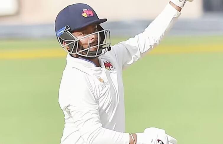 Prithvi Shaw Ranji Trophy:   Prithvi Shaw out for 379 runs, hits the highest individual score for Mumbai Prithvi Shaw Ranji Trophy: પૃથ્વી શૉ 379 રન પર આઉટ, આસામ સામે મુંબઇના ત્રણ વિકેટે 598 રન