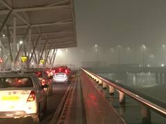 Thick Fog, Freezing Cold Covers Parts Of North India, Srinagar Records Sub Zero Temp — IN PICS