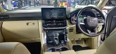 Auto Expo 2023: ટોયોટા લેન્ડ ક્રુઝરની વધુ એક કાર ધૂમ મચાવશે, ભારતમાં રજૂ કરવામાં આવી LC300