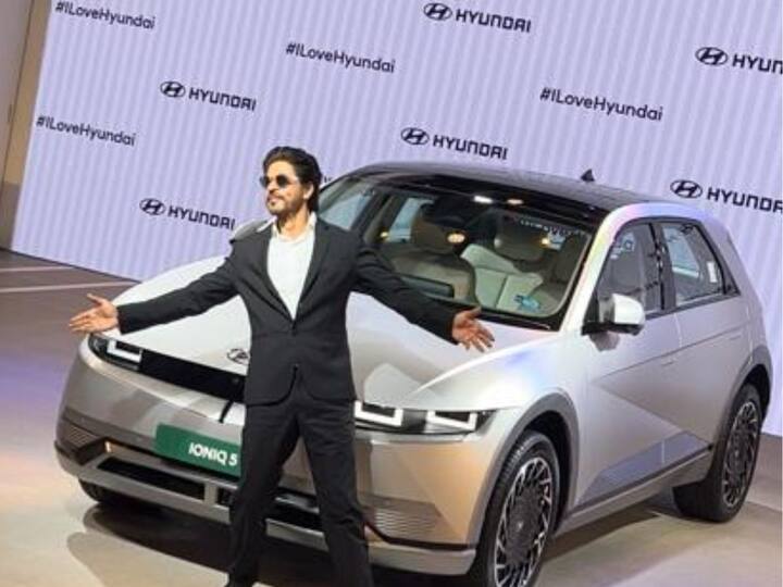 Hyundai ने ऑटो एक्स्पो 2023 मध्ये आपली आलिशान इलेक्ट्रिक SUV IONIQ 5 कार  सादर केली आहे.