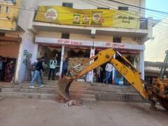 छत्तीसगढ़: दुर्ग के भिलाई जिले में प्रशासन का एक्शन, 50 से अधिक अवैध कब्जों पर चला बुलडोजर