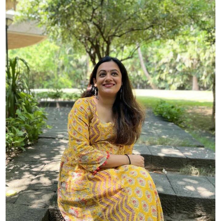 मोरया, देवा या चित्रपटांमध्ये स्पृहानं काम केलं. (Spruha Joshi/instagram)