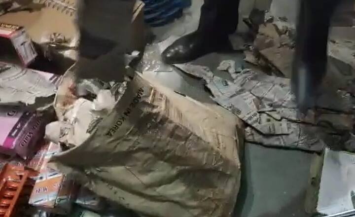 पोलिसांनी (Pune Police) कोंबिंग ऑपरेशन राबवलं. त्यात अनेक गुन्हेगारांंची झाडाझडती सुरु केली आहे.