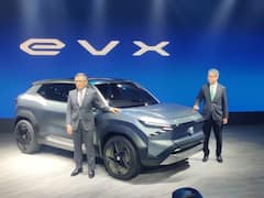 Maruti EVX Concept: EV कॅटेगरीमध्ये मारुती सुझुकीचे पदार्पण, पाहा फोटो