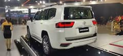 Toyota Land Cruiser LC300: অটো অক্সপোতে প্রকাশ্য়ে এল ল্যান্ড ক্রুজারের নতুন মডেল, দেখে নিন ছবি