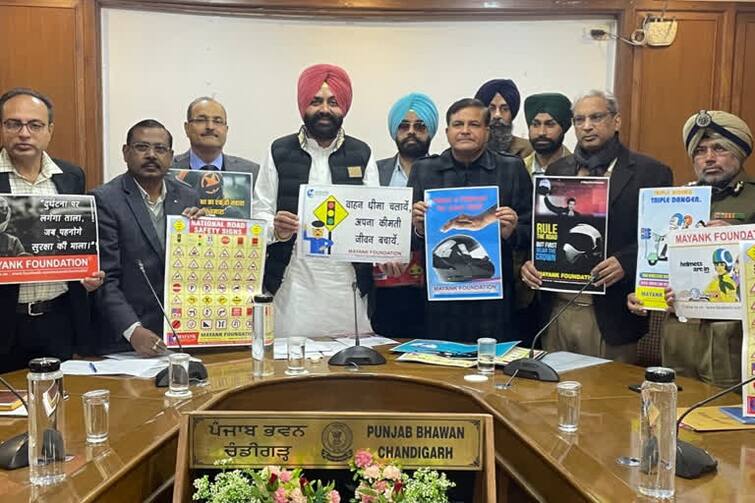 Road Safety Week in Punjab, Transport Minister concerned parties to reduce death rate in road accidents ਪੰਜਾਬ 'ਚ ਸੜਕ ਸੁਰੱਖਿਆ ਹਫ਼ਤੇ ਦੀ ਸ਼ੁਰੂਆਤ  ,ਟਰਾਂਸਪੋਰਟ ਮੰਤਰੀ ਵੱਲੋਂ ਸੜਕ ਹਾਦਸਿਆਂ 'ਚ ਮੌਤ ਦਰ ਘਟਾਉਣ ਲਈ ਸਬੰਧਤ ਧਿਰਾਂ ਨੂੰ ਹੰਭਲਾ ਮਾਰਨ ਦਾ ਸੱਦਾ