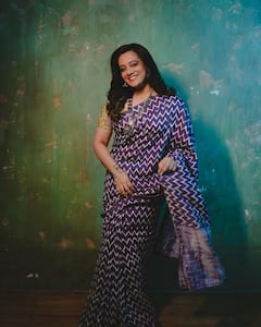 Spruha Joshi:  स्पृहाची दिलखेच अदा; शेअर केले खास लूकमधील फोटो