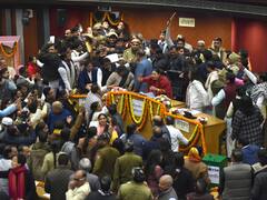 Delhi BJP Leads Citywide Banner Campaign Against AAP Over MCD Meeting Disruption