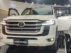 Auto Expo 2023: ટોયોટા લેન્ડ ક્રુઝરની વધુ એક કાર ધૂમ મચાવશે, ભારતમાં રજૂ કરવામાં આવી LC300
