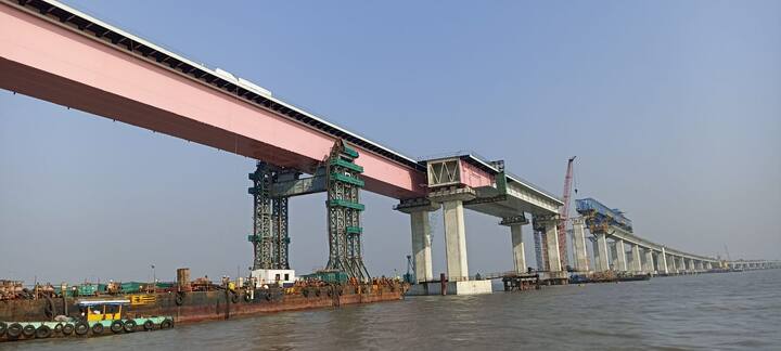 संपूर्ण प्रकल्पाचे काम 90 टक्के पूर्ण झाले असून डिसेंबर 2023 पर्यंत या मार्गावर वाहतूक सुरू करण्याचा प्रयत्न प्रशासनाचा आहे.