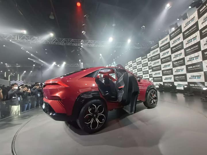 Tata Curvv was shown earlier to the media sometimes back in a concept form but now it has been unveiled at the Auto Expo via a more production-ready version with an ICE engine.