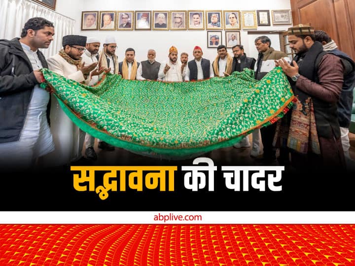 Rajasthan News Akhilesh Yadav maintained father Mulayam's tradition sent Chadar for urs of Ajmer Sharif Dargah ANN Ajmer Sharif Dargah Urs: अखिलेश यादव ने कायम रखी पिता मुलायम की परंपरा, अजमेर शरीफ दरगाह के लिए भेजी चादर