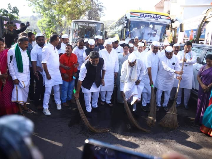 With Assembly elections approaching, Karnataka Congress began Prajadhwani bus Yatra on Wednesday.