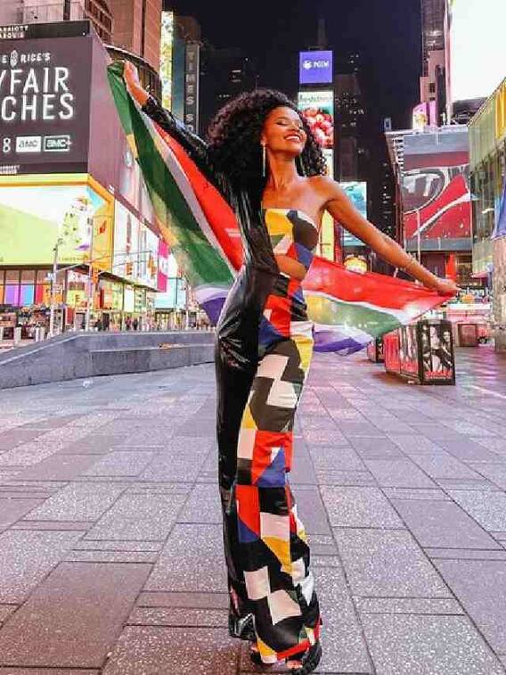 யார் இந்த மாடல் அழகி நடாவி நோகேரி?