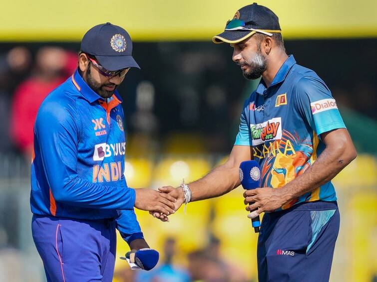 IND vs SL 2nd ODI Toss Update Sri Lanka won toss and elected to bat first IND vs SL, Toss