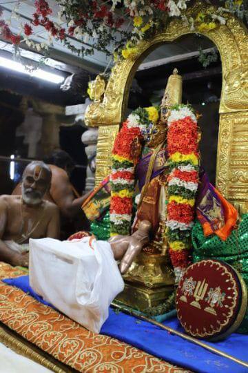 அதை உணர்ந்தவர் வாழ்ந்திடுவார் சத்தியமே..