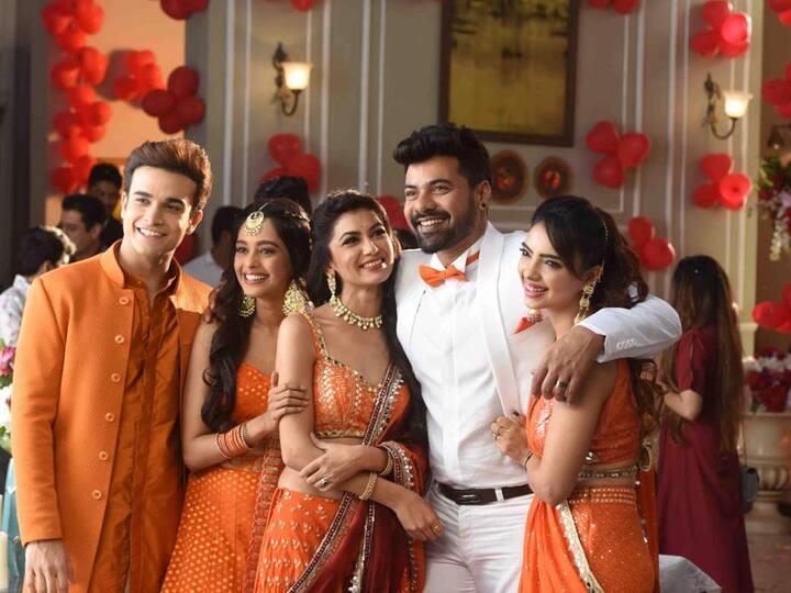 कुमकुम भाग्य: टीवी सीरियल 'कुमकुम भाग्य' ने पहले से कहीं ज्यादा लोगों को अपना दीवाना बनाया है और इसी वजह से यह अब टॉप 10 की लिस्ट में आ गया है.